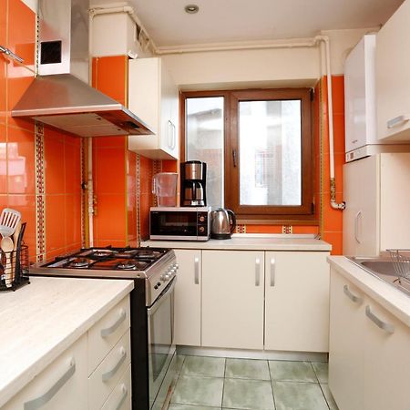 Peaceful Getaway - Generous 3-Bedroom Sanctuary - Close To Historic Old Town Bukarest Exterior foto